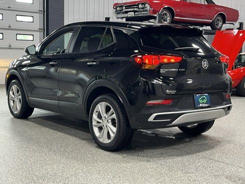 Certified 2022 Buick Encore GX Preferred w/ Cold Weather Comfort Package AWD/4WD image 3