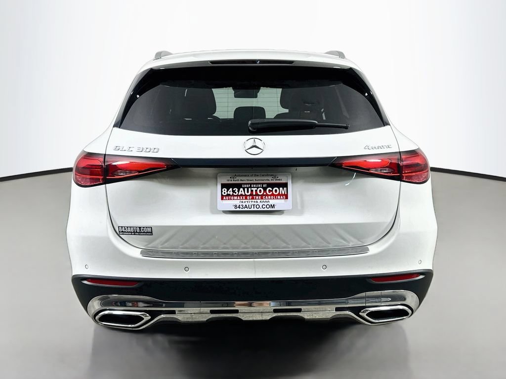 Used 2023 Mercedes-Benz GLC 300 4MATIC w/ Pinnacle Trim Package image 6