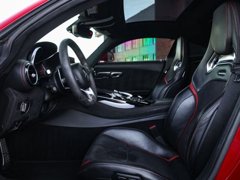 Used 2016 Mercedes-Benz AMG GT S image 28