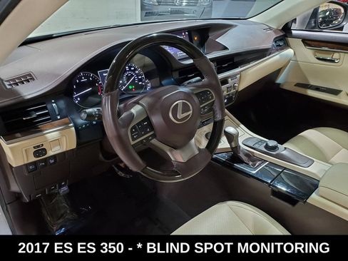 Used 2017 Lexus ES 350 w/ Premium Package FWD image 7