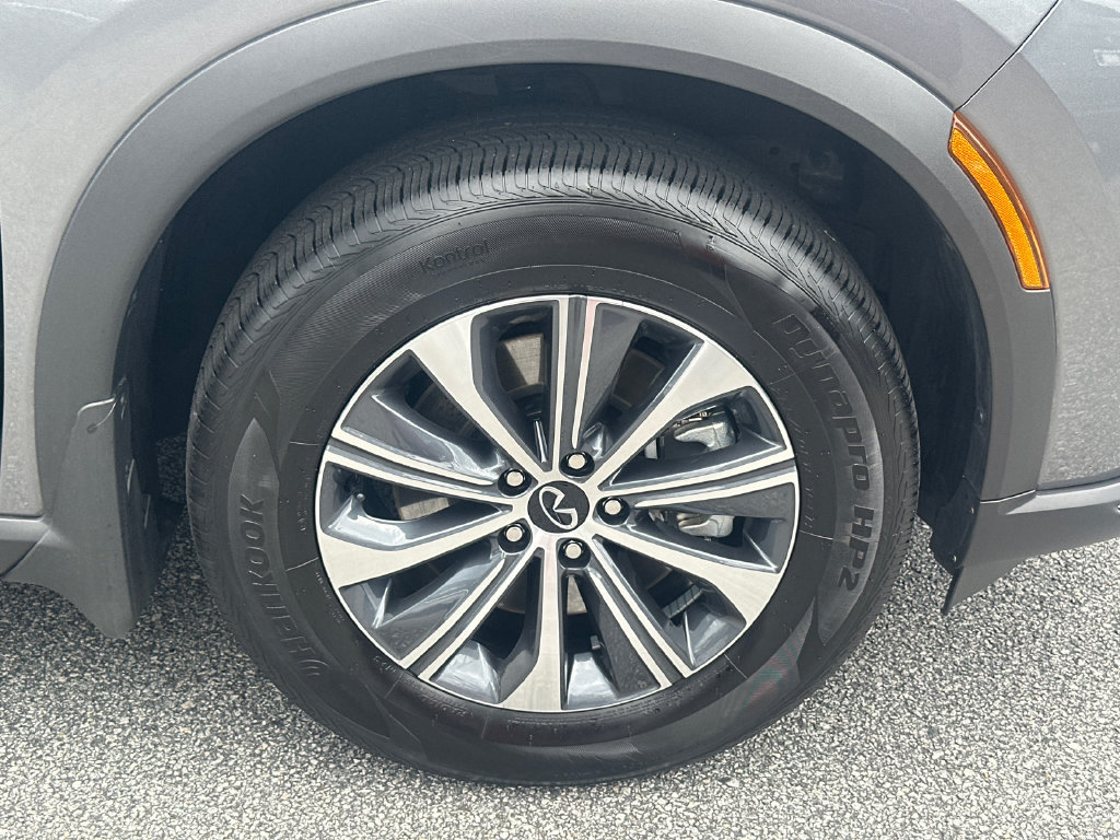 Used 2026 INFINITI QX60 Pure w/ Cargo Package FWD image 12