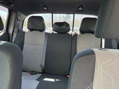 Used 2020 Toyota Tacoma TRD Sport image 11