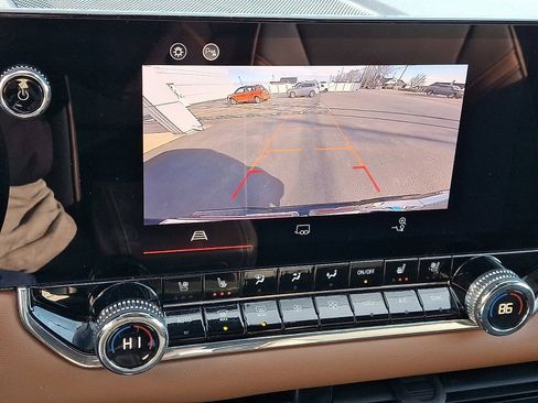 Used 2023 GMC Canyon AT4 w/ AT4 Premium Package image 19