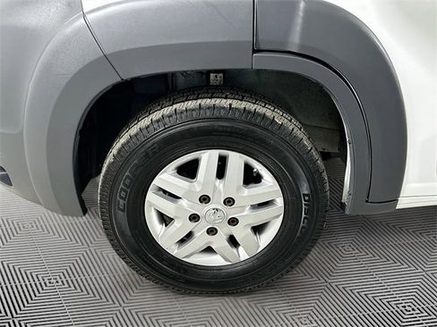 Used 2017 RAM ProMaster 2500 w/ Premium Appearance Group image 28