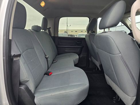 Used 2016 RAM 2500 Tradesman w/ Chrome Appearance Group AWD/4WD image 12