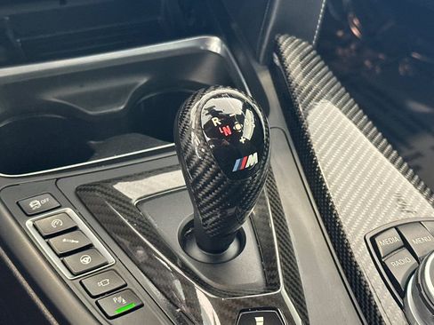 Used 2016 BMW M4 Convertible RWD image 19