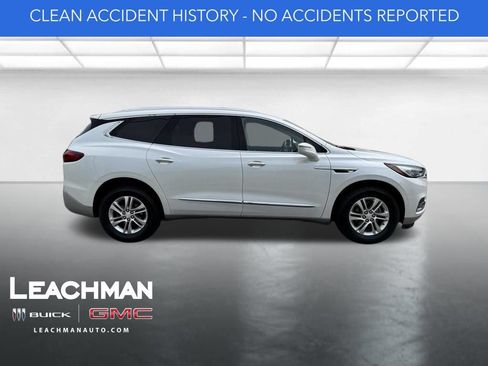 Used 2018 Buick Enclave Premium w/ Trailering Package FWD image 2