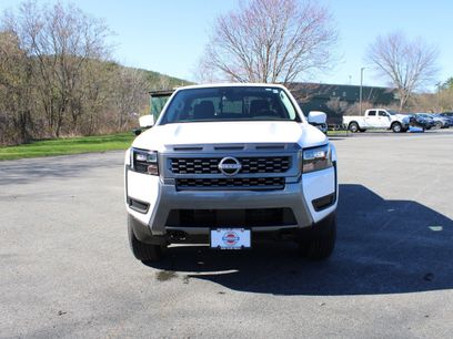 New 2026 Nissan Frontier SV w/ Tow Package