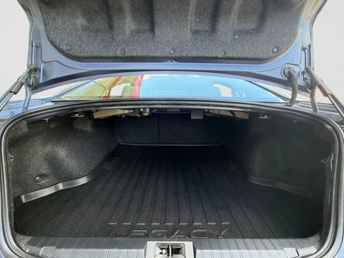 Used 2018 Subaru Legacy 3.6R Limited AWD/4WD image 16