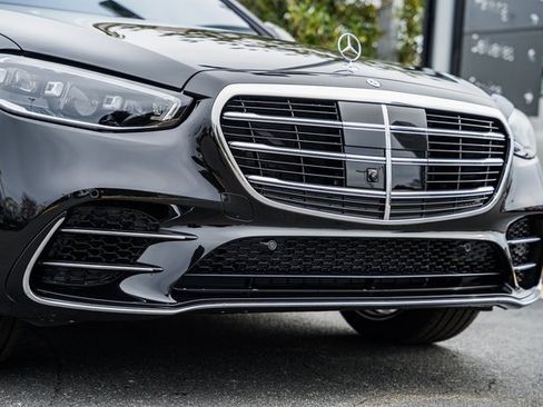 New 2026 Mercedes-Benz S 580 4MATIC Sedan image 13