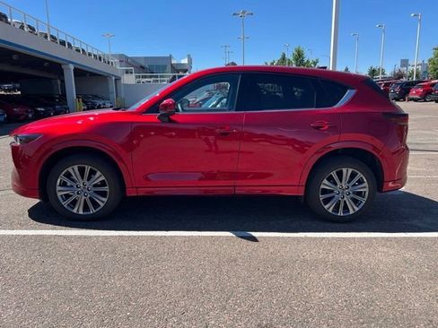 Used 2024 MAZDA CX-5 Signature AWD/4WD image 2