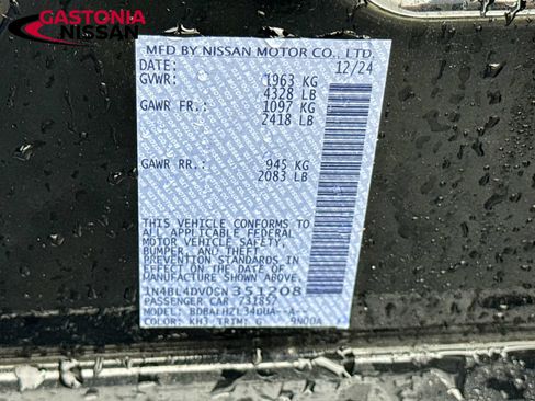 Used 2025 Nissan Altima 2.5 SV FWD image 39