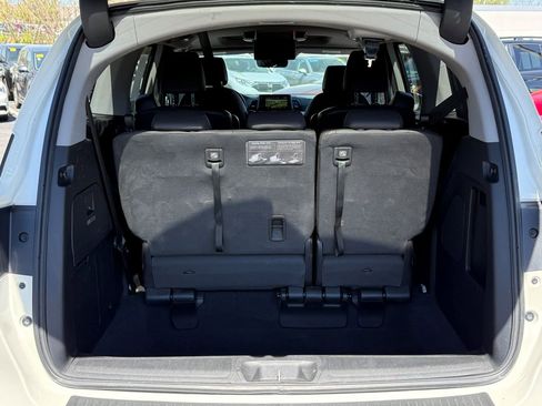 Used 2019 Honda Odyssey Elite image 16