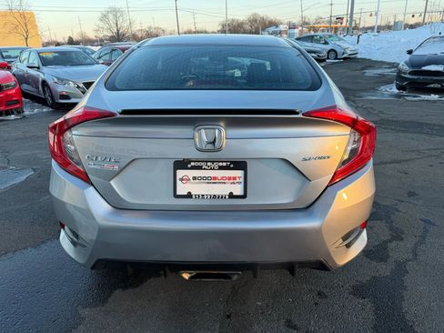 Used 2019 Honda Civic Sport image 8