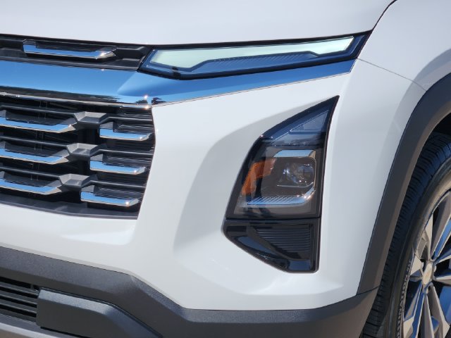 Used 2026 Chevrolet Equinox LT FWD image 16