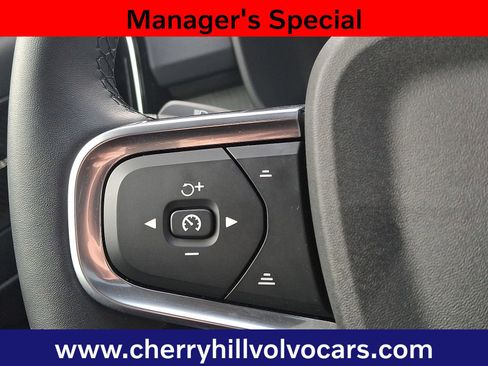 Certified 2025 Volvo XC40 B5 Ultra w/ Protection Package Premier image 20