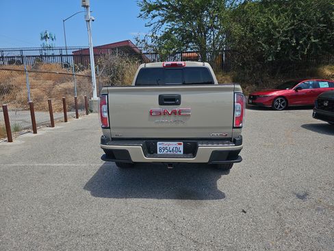 Used 2021 GMC Canyon AT4 w/ Trailering Package AWD/4WD image 5