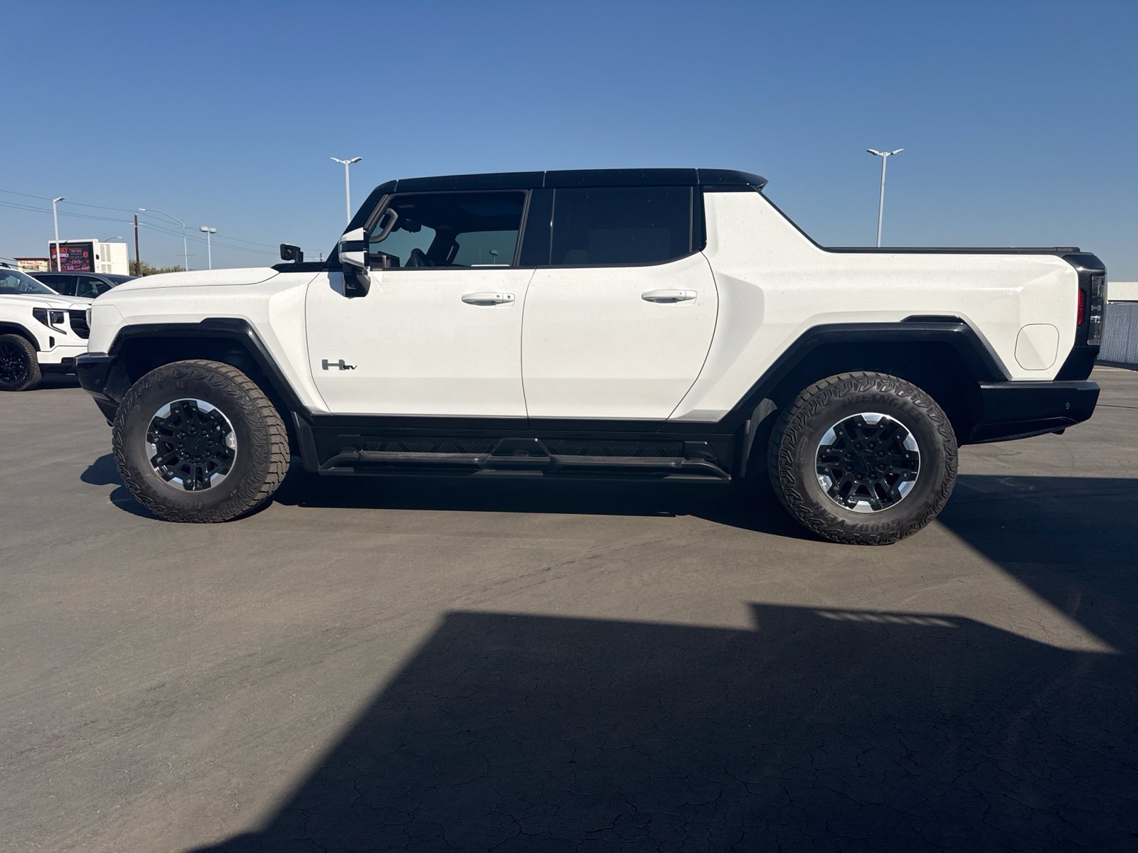 Used 2022 GMC Hummer EV Edition 1 w/ LPO, Illumination Package AWD/4WD image 1