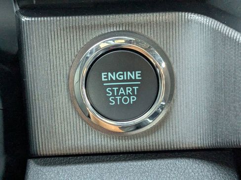 New 2026 Ford F250 Platinum w/ Tremor Off-Road Package image 32