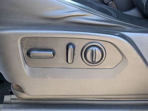 Used 2020 Chevrolet Silverado 1500 LT Trail Boss image 20