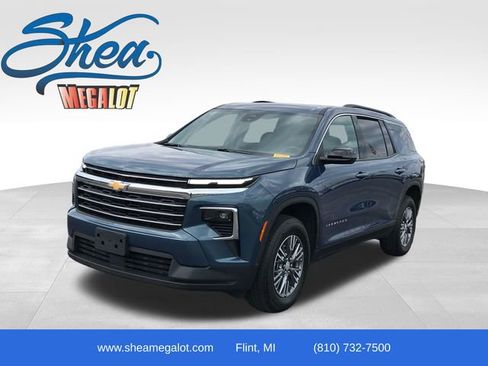 Certified 2026 Chevrolet Traverse LT AWD/4WD image 1