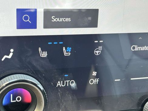 Used 2025 Lexus NX 250 FWD w/ Accessory Package (2T) image 17