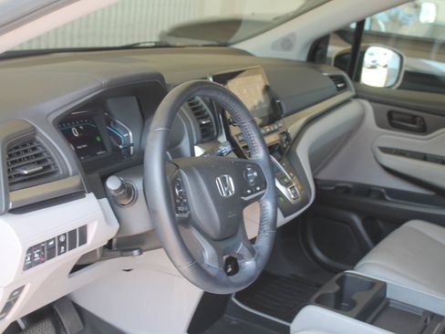 Used 2021 Honda Odyssey EX-L image 23