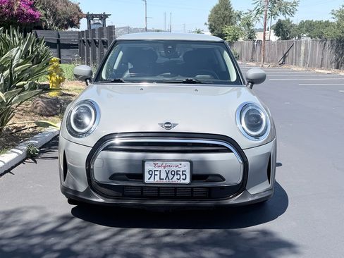 Used 2022 MINI Cooper 2-Door Hardtop FWD image 7