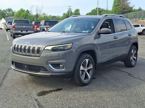 Used 2021 Jeep Cherokee Limited AWD/4WD image 3