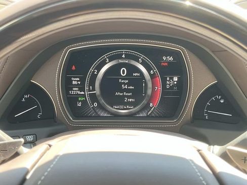 Used 2019 Lexus LS 500 w/ Interior Upgrade Package RWD image 45