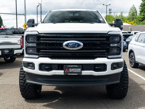 Used 2025 Ford F350 Platinum AWD/4WD image 2