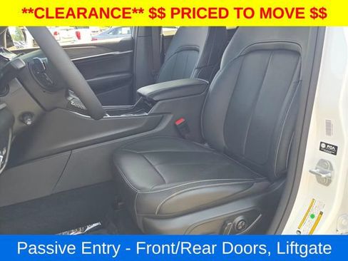 Used 2026 Jeep Grand Cherokee Limited AWD/4WD image 19