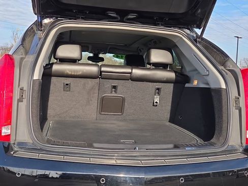 Used 2014 Cadillac SRX Luxury image 16