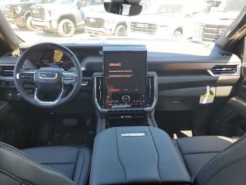 New 2026 GMC Yukon Denali w/ Denali Reserve Package AWD/4WD image 12
