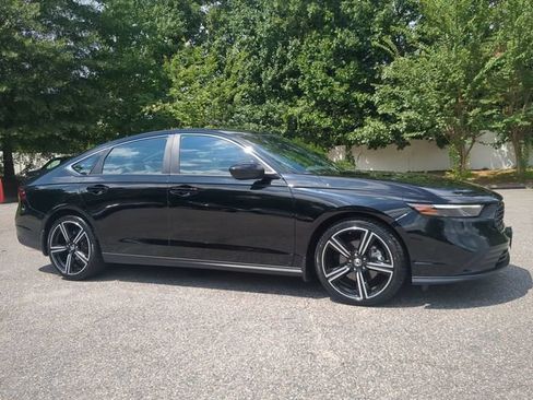 Certified 2024 Honda Accord Sport image 2
