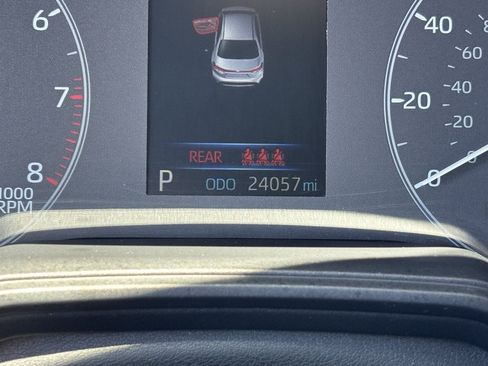 Used 2024 Toyota Corolla SE FWD image 28