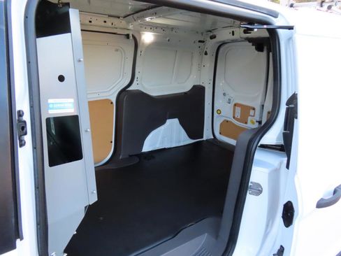 Used 2020 Ford Transit Connect XL image 15