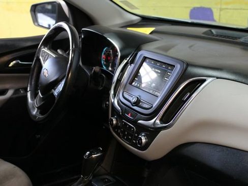 Used 2019 Chevrolet Equinox LT AWD/4WD image 12