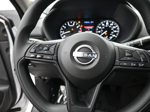 Certified 2025 Nissan Sentra S image 19