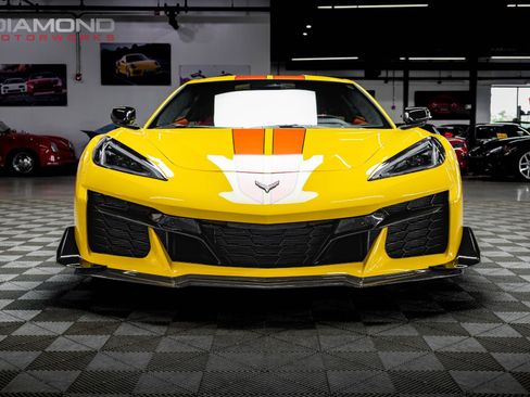 Used 2025 Chevrolet Corvette Z06 w/ Battery Protection Package RWD image 20