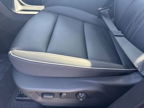 New 2026 Buick Envision Avenir image 12