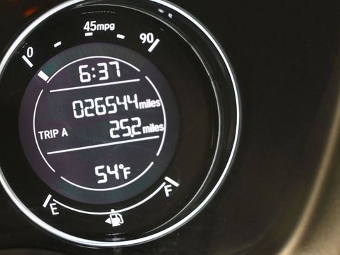 Used 2019 Honda HR-V Sport image 3