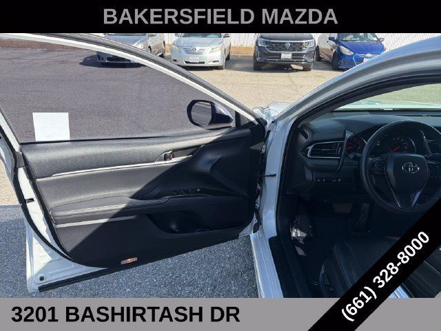 Used 2024 Toyota Camry XSE FWD image 10