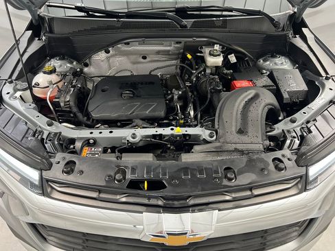 Used 2025 Chevrolet TrailBlazer LT AWD/4WD image 61