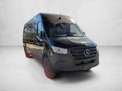New 2025 Mercedes-Benz Sprinter 2500 image 6