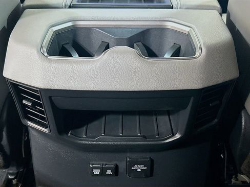 Used 2023 Toyota Tundra Limited image 22