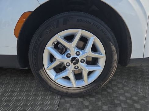 Used 2024 Kia Soul LX w/ Option Group 015 image 32