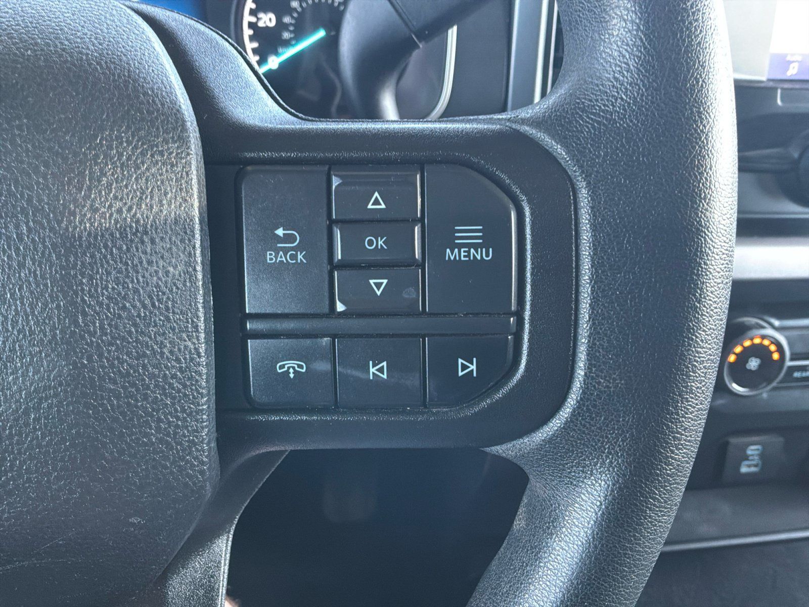 Used 2023 Ford F150 XLT AWD/4WD image 19