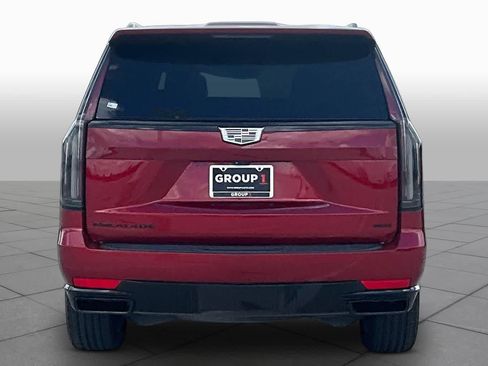 Used 2023 Cadillac Escalade Premium Luxury w/ LPO, Radiant Package RWD image 4