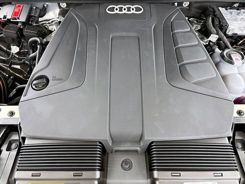 New 2026 Audi Q7 2.0T Premium image 24